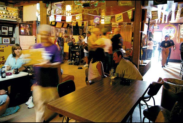 Fred's Lounge in Mamou La